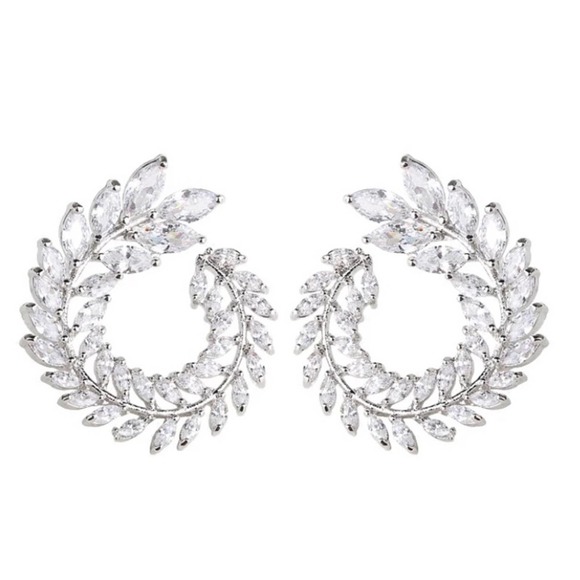 Silver Cubic Zircon Leaf CZ Wreath Cubic Zircon Earrings - Picture 5 of 5